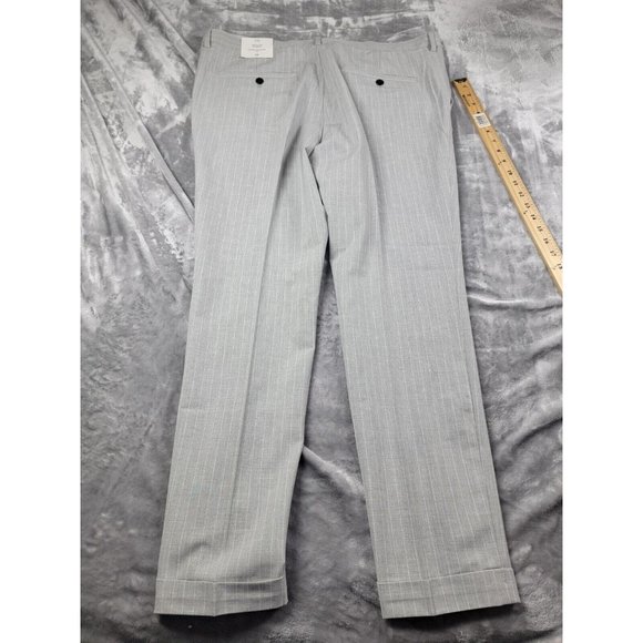 Women's H&M Skinny Fit Cropped cuffed Dress Pants Gray white striped Sz 38 40x29 - Picture 10 of 10